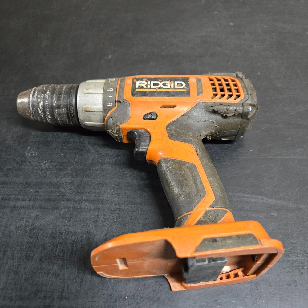 Ridgid 18V 1/2 in 13mmCordless Power Drill Driver R86006 Tool Only Tested